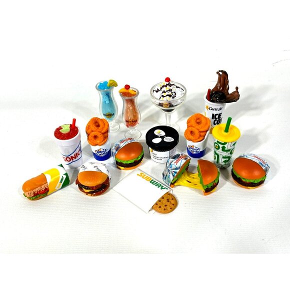 5 Surprise Foodie Mini Brands 15 Piece Bundle Set - Picture 2 of 14